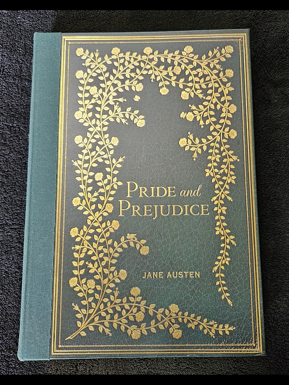 Pride and Prejudice Hardcover with Gold Embossed Cover - Green